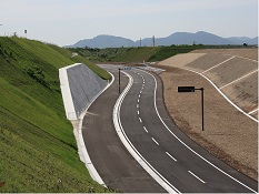 ��`�A�N�Z�X���H�����H��